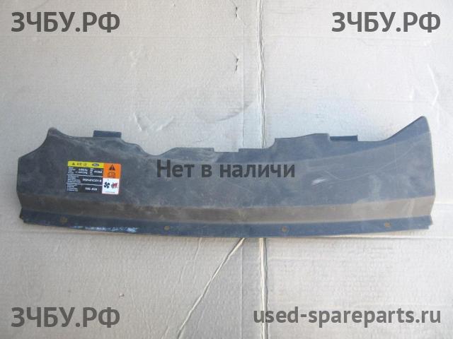 Ford Focus 2 Кожух замка капота