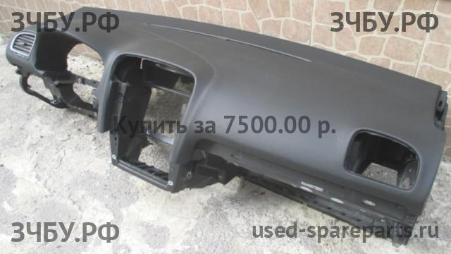 Volkswagen Golf 6 Торпедо