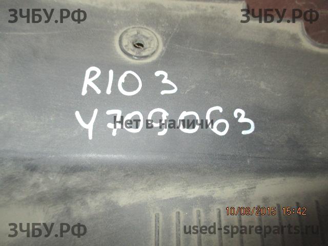 KIA Rio 3 Решетка радиатора