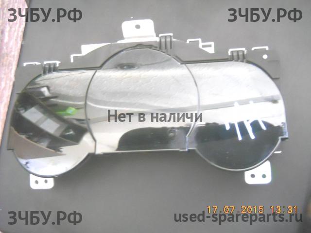 Toyota Hi Lux (3) Pick Up Панель приборов