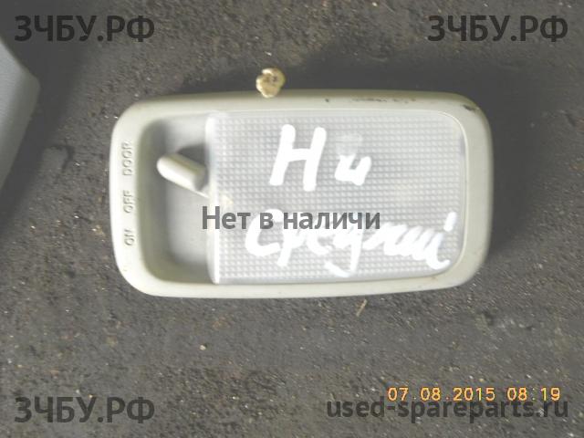 Toyota Hi Lux (3) Pick Up Плафон салонный