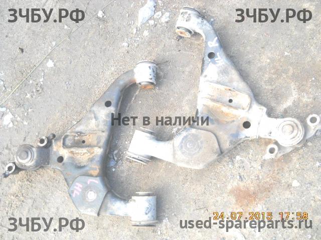 Toyota Hi Lux (3) Pick Up Рычаг передний правый