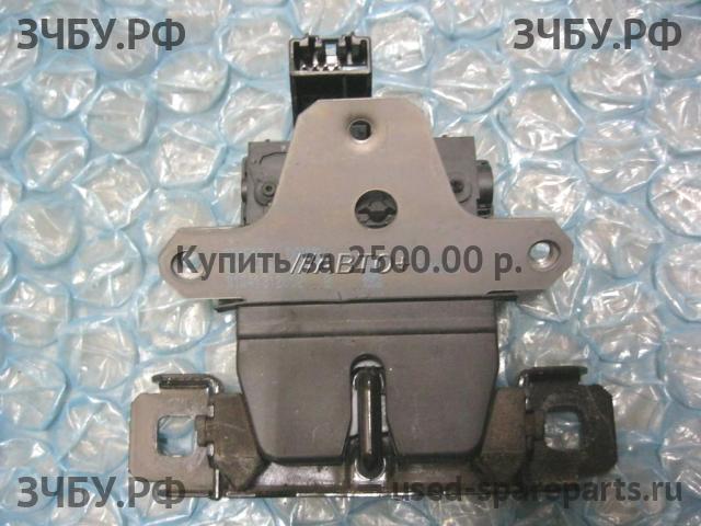Ford Focus 3 Замок багажника