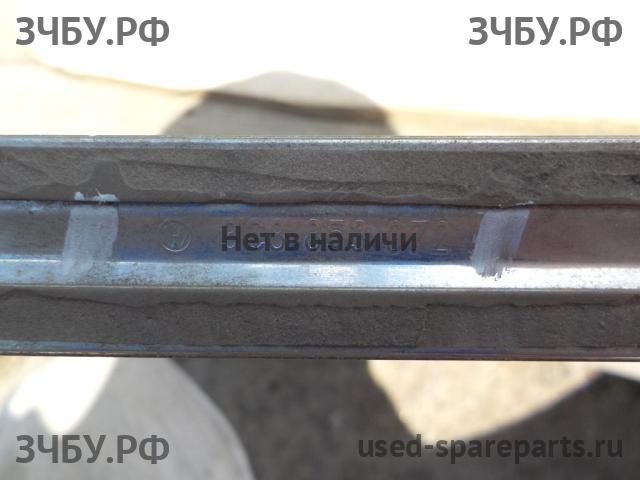 Volkswagen Passat CC Молдинг двери передней правой
