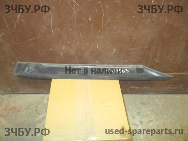 Mitsubishi Pajero/Montero 4 Накладка на дверь багажника