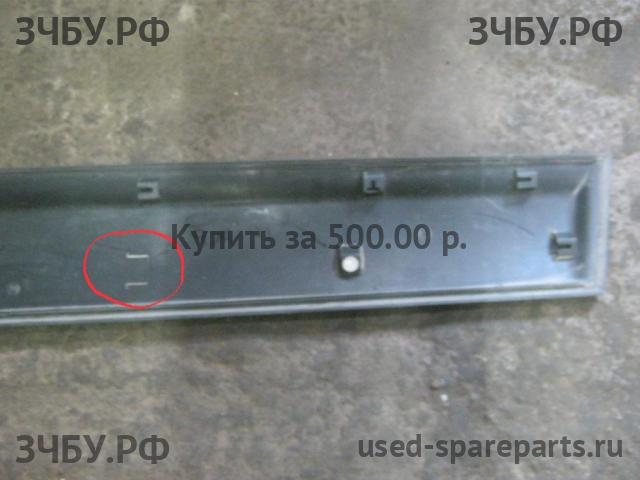 Nissan Qashqai (J10) Молдинг двери передней левой