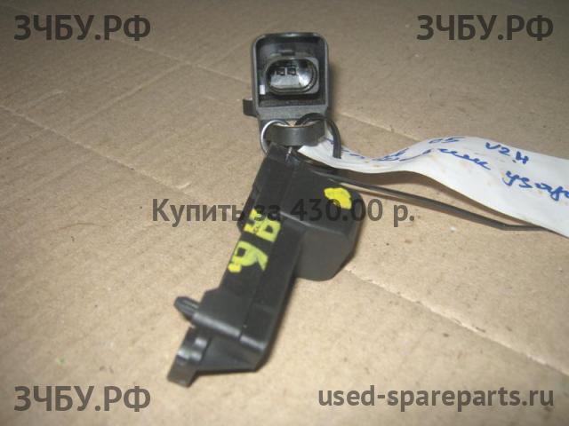 Audi A6 [C5] Датчик удара AIR BAG (SRS)