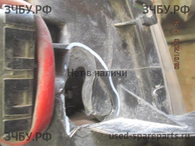 Nissan NP300 1 (D40) Фара левая