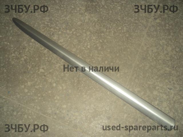 Nissan Almera Classic Молдинг двери передней правой