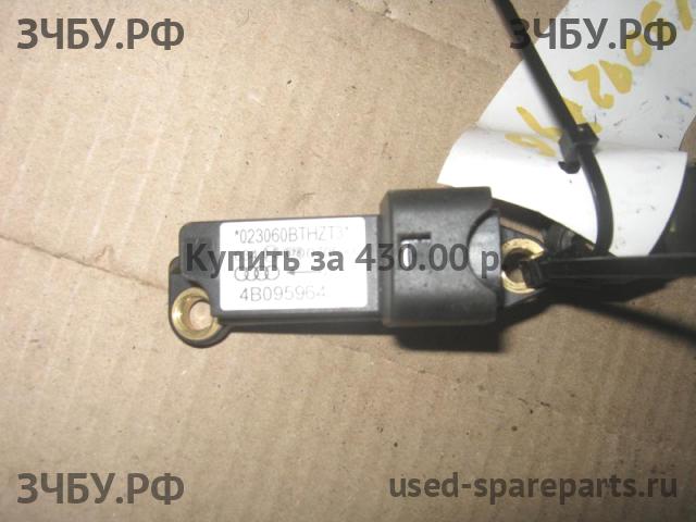 Audi A6 [C5] Датчик удара AIR BAG (SRS)