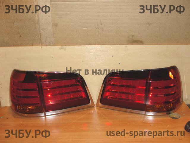 Lexus LX (2) 570 Фонарь левый