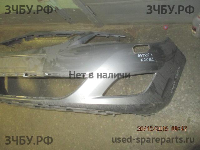 Opel Astra J Бампер передний