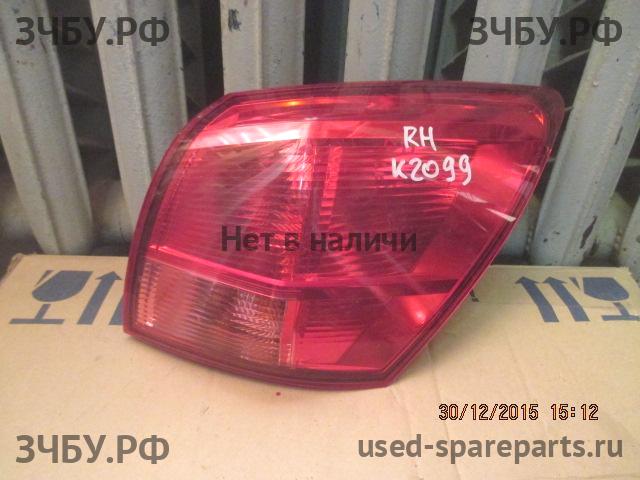 Nissan Qashqai (J10) Фонарь правый