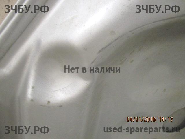 Opel Zafira B Капот