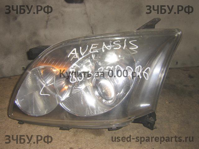 Toyota Avensis 2 Фара левая