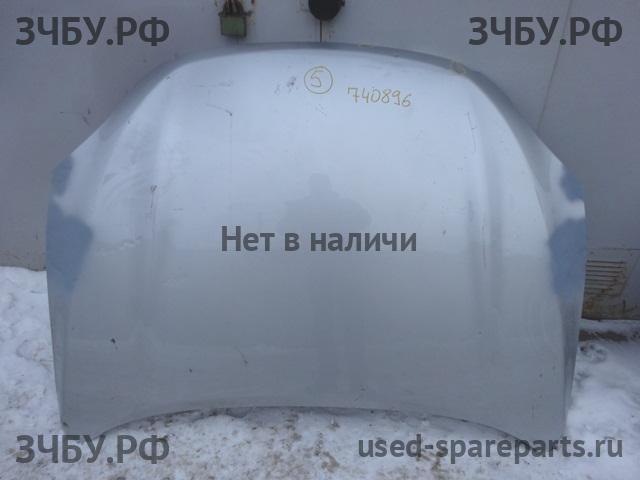 Toyota RAV 4 (3) Капот