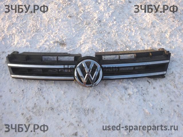 Volkswagen Touareg 2 Решетка радиатора