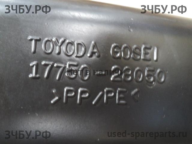 Toyota Camry 5 (V30) Воздухозаборник (ДВС)