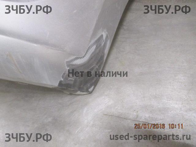 Volkswagen Polo 5 (Sedan) Бампер передний