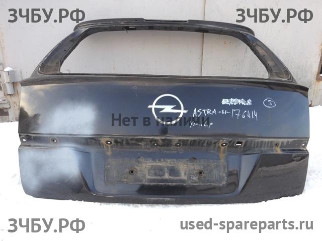 Opel Astra H Дверь багажника