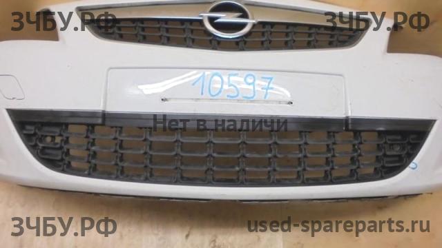 Opel Astra J Бампер передний