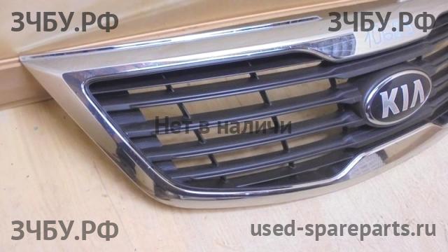 KIA Sportage 3 Решетка радиатора