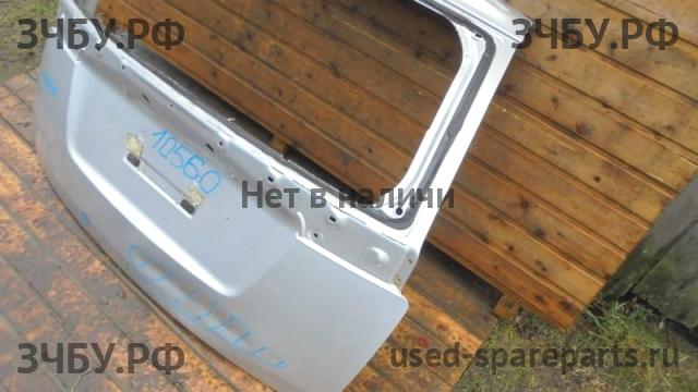 KIA Carens (2) Дверь багажника