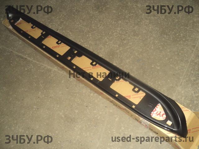 Toyota Land Cruiser 120 (PRADO) Подножка