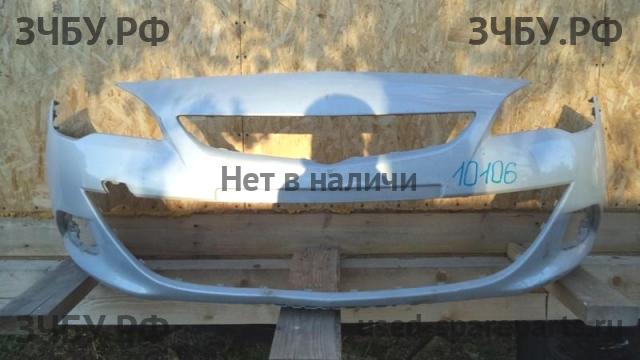 Opel Astra J Бампер передний