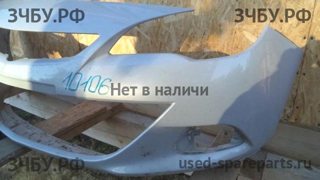 Opel Astra J Бампер передний