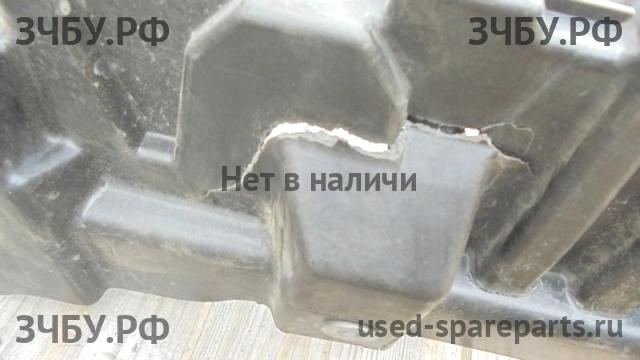 Volkswagen Jetta 6 Панель передняя (телевизор)