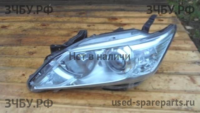 Toyota Camry 7 (V50) Фара левая