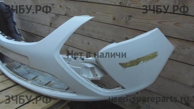 Opel Zafira C Бампер передний