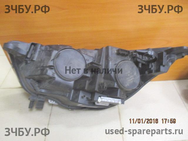 Citroen C4 (2) Фара правая