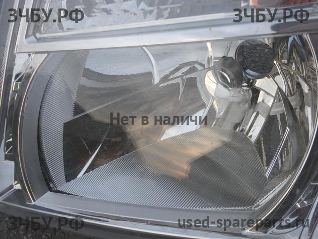 Nissan Pathfinder 2 (R51) Фара правая