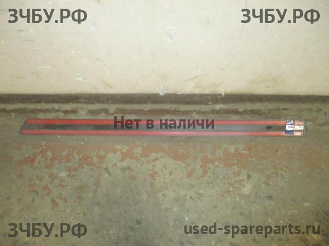 Ford Focus 2 Молдинг двери задней правой