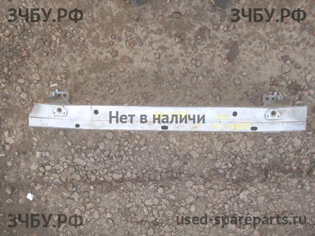 Toyota Corolla (E14 - E15) Усилитель бампера передний