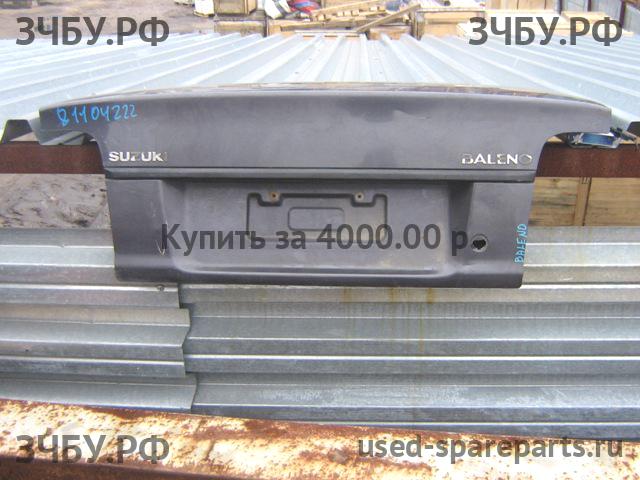 Suzuki Baleno 1 Крышка багажника