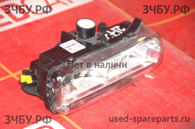 Land Rover Range Rover 4 ПТФ левая