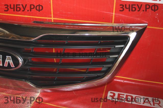 KIA Sportage 3 Решетка радиатора