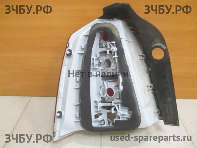Opel Zafira B Фонарь правый