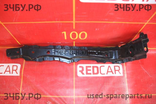 Toyota RAV 4 (3) Кронштейн радиатора