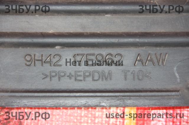 Land Rover Range Rover 3 (LM) Накладка заднего бампера