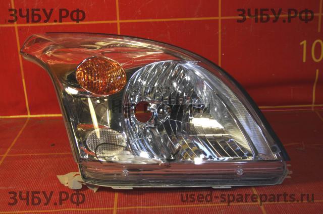 Toyota Land Cruiser 120 (PRADO) Фара правая