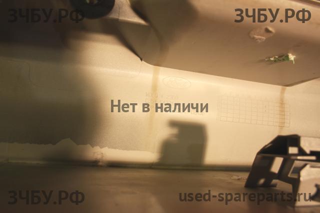 Ford Kuga 2 Накладка крышки багажника
