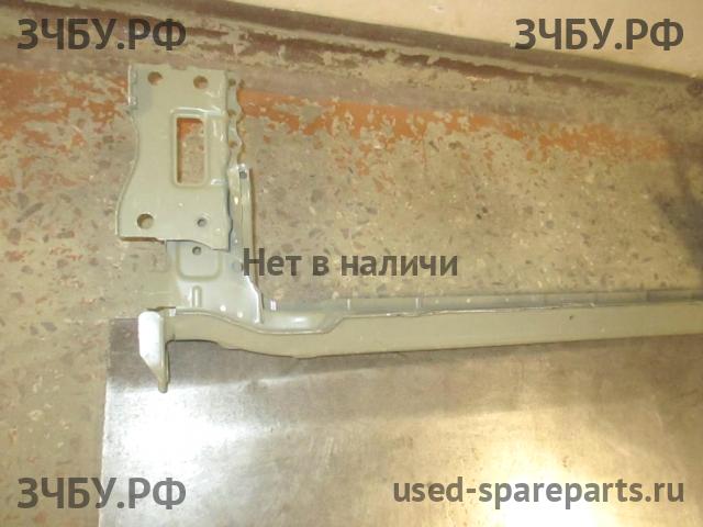 Toyota Corolla Verso 2 Панель передняя (телевизор)
