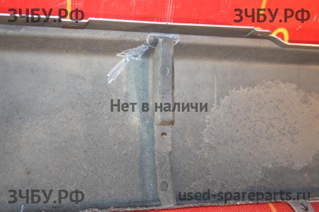 Toyota Hi Ace (5) Бампер задний