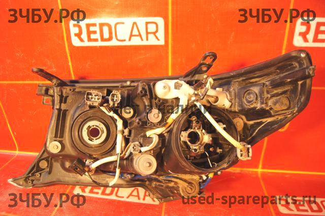 Toyota Land Cruiser 200 Фара правая