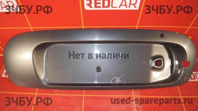 Hyundai Santa Fe 1 (SM) Накладка на дверь багажника