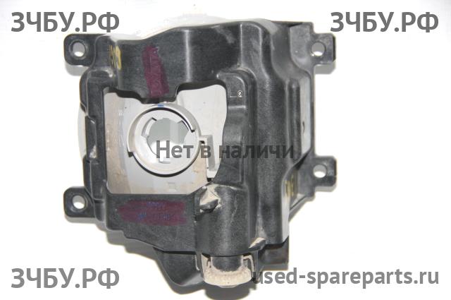 Toyota RAV 4 (4) ПТФ правая